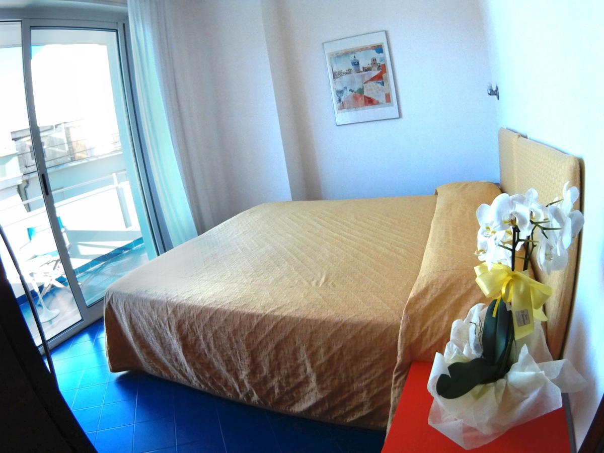 Residence Adriatico Gabicce Mare Eksteriør bilde
